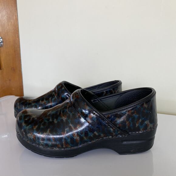 Dansko Leopard Print Mules - Picture 2 of 11